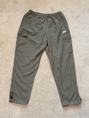 Nike Sportswear Cuffed Utility Cargo Olive Pants